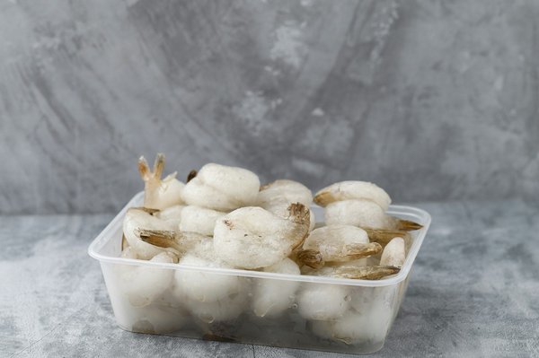 Quelles sont les meilleures techniques pour déveiner des crevettes rapidement et facilement?